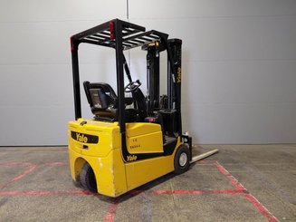 Carretilla contrapesada de 3 ruedas Yale ERP15VC
