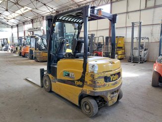 Carretilla eléctrica Yale ERP30VL