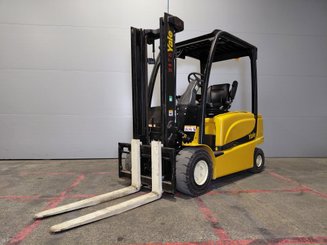 Carretilla eléctrica Yale ERP35 VL