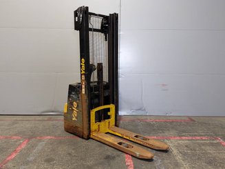 Apilador Yale MS12AC