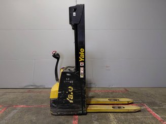 Apilador Yale MS12AC - 4