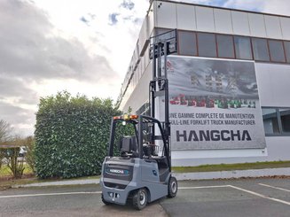 Carretilla contrapesada de 4 ruedas Hangcha AE15 - 11