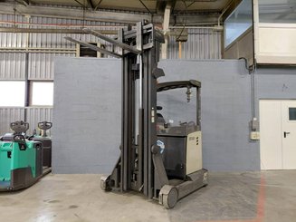 Carretilla retráctil Crown ESR5000