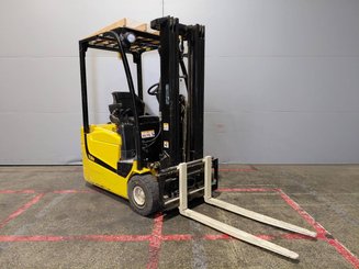 Carretilla eléctrica Yale ERP13-15VC