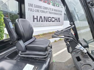 Carretilla contrapesada de 4 ruedas Hangcha XC35i - 12