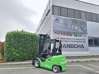 Carretilla contrapesada de 4 ruedas Hangcha XC35i - 3