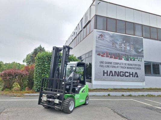 Carretilla contrapesada de 4 ruedas Hangcha XC35i - 1