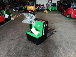 Transpaleta con conductor acompañante Hangcha CBD30-XT1-SI