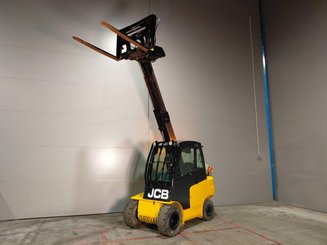 Manipulador telescópico JCB TLT30G-TCR - 7