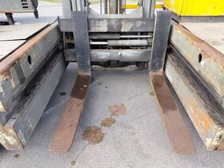 Carretilla carga lateral Baumann GX70/14/40 - 9