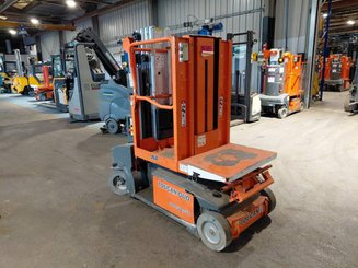 Plataforma de mástil JLG TOUCANDUO
