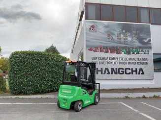 Carretilla contrapesada de 4 ruedas Hangcha XC25i