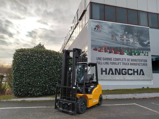 Carretilla contrapesada de 4 ruedas Hangcha XE25Hi ( CPD25-XEY2H2-SI ) - 1