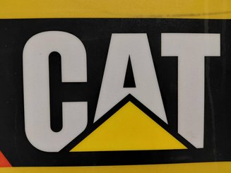 Apilador con plataforma Caterpillar NSR20N