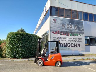 Carretilla contrapesada de 4 ruedas Hangcha AE18