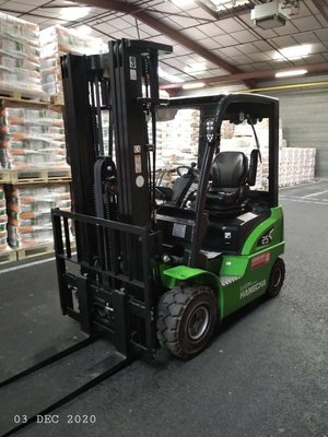 Carretilla contrapesada de 4 ruedas Hangcha XC25i - 1