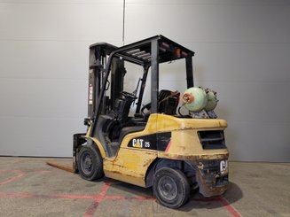 Carretilla contrapesada de 4 ruedas Caterpillar GP25NTD - 2