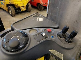 Apilador con plataforma Caterpillar NSR20N - 4