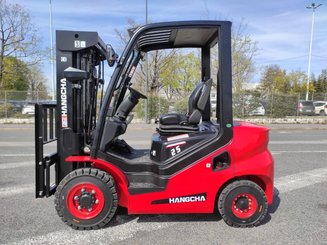 Carretilla contrapesada de 4 ruedas Hangcha XF25D-2 (CPCD25-X2H7F1)