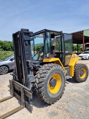 Carretilla todoterreno JCB 940-2