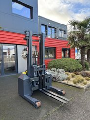 Apilador multidireccional AMLIFT COMBI WR4 1500 - 1