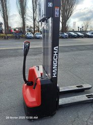 Apilador con conductor acompañante Hangcha CDD12-AMC1-SZ