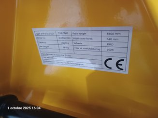 Transpaleta (manual) Total Source TRP0007