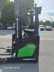 Carretilla retráctil Hangcha CQD18-XC5D-SI