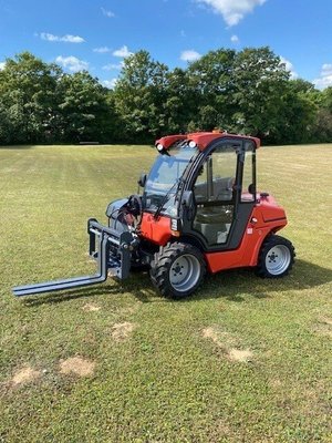 Cargador telescopico Manitech T150H - 1