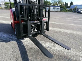 Carretilla contrapesada de 4 ruedas Hangcha A4W25