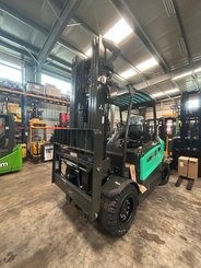 Carretilla eléctrica Mitsubishi FB55NH - 5