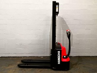 Apilador con conductor acompañante Hangcha CDD10-AMC1-SZ