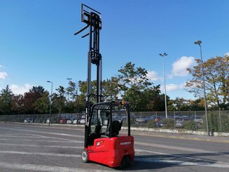 Carretilla contrapesada de 3 ruedas Hangcha A3W18