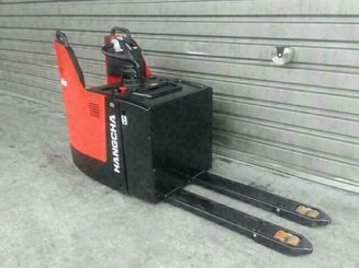 Transpaleta con plataforma Hangcha CBD20-AZ3S-SU