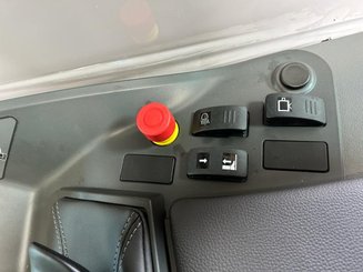 Carretilla multidireccional Mitsubishi RBM25N3 - 6