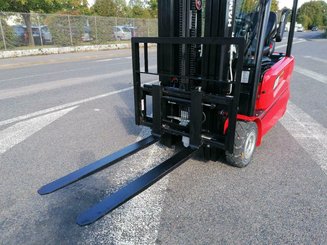 Carretilla contrapesada de 3 ruedas Hangcha A3W18