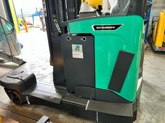 Carretilla multidireccional Mitsubishi RBM25N3 - 3
