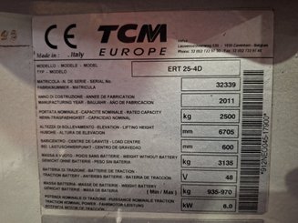Carretilla retráctil TCM ERT25-4D
