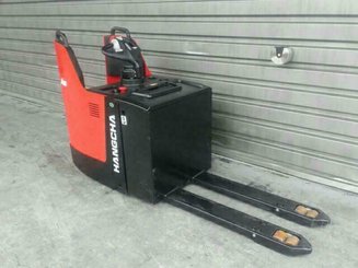 Transpaleta con plataforma Hangcha CBD20-AZ3S-SU