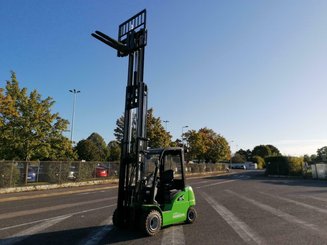 Carretilla contrapesada de 4 ruedas Hangcha XC35 - 1