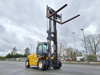 Carretilla contrapesada de 4 ruedas Yale GDP140EC