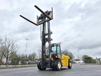 Carretilla contrapesada de 4 ruedas Yale GDP140EC