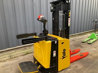 Apilador Yale MS12X