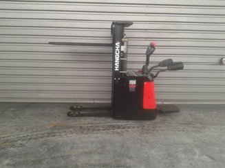 Apilador con conductor acompañante Hangcha CDD16-ES