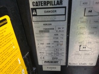 Apilador con plataforma Caterpillar NSR20N