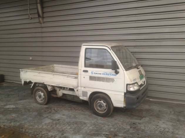 Camión volquete Piaggio PICK UP - 1