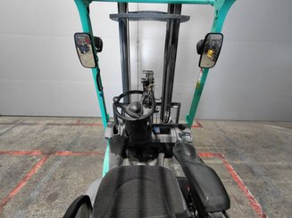 Carretilla contrapesada de 4 ruedas Mitsubishi FD15N - 7