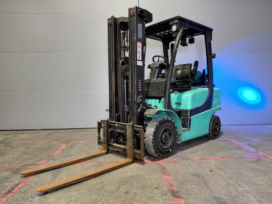 Carretilla elevadora a gas Yale YALE GLP25 - 1