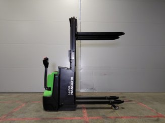 Apilador con conductor acompañante Hangcha TRANSGERBEUR CDD20-XT1-SID - GERBEUR ACCOMPAGNANT