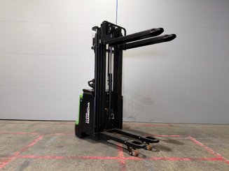 Apilador con conductor acompañante Hangcha CDD12-XT1-SiL